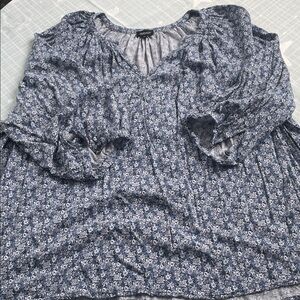 Jones New York Navy Floral Blouse